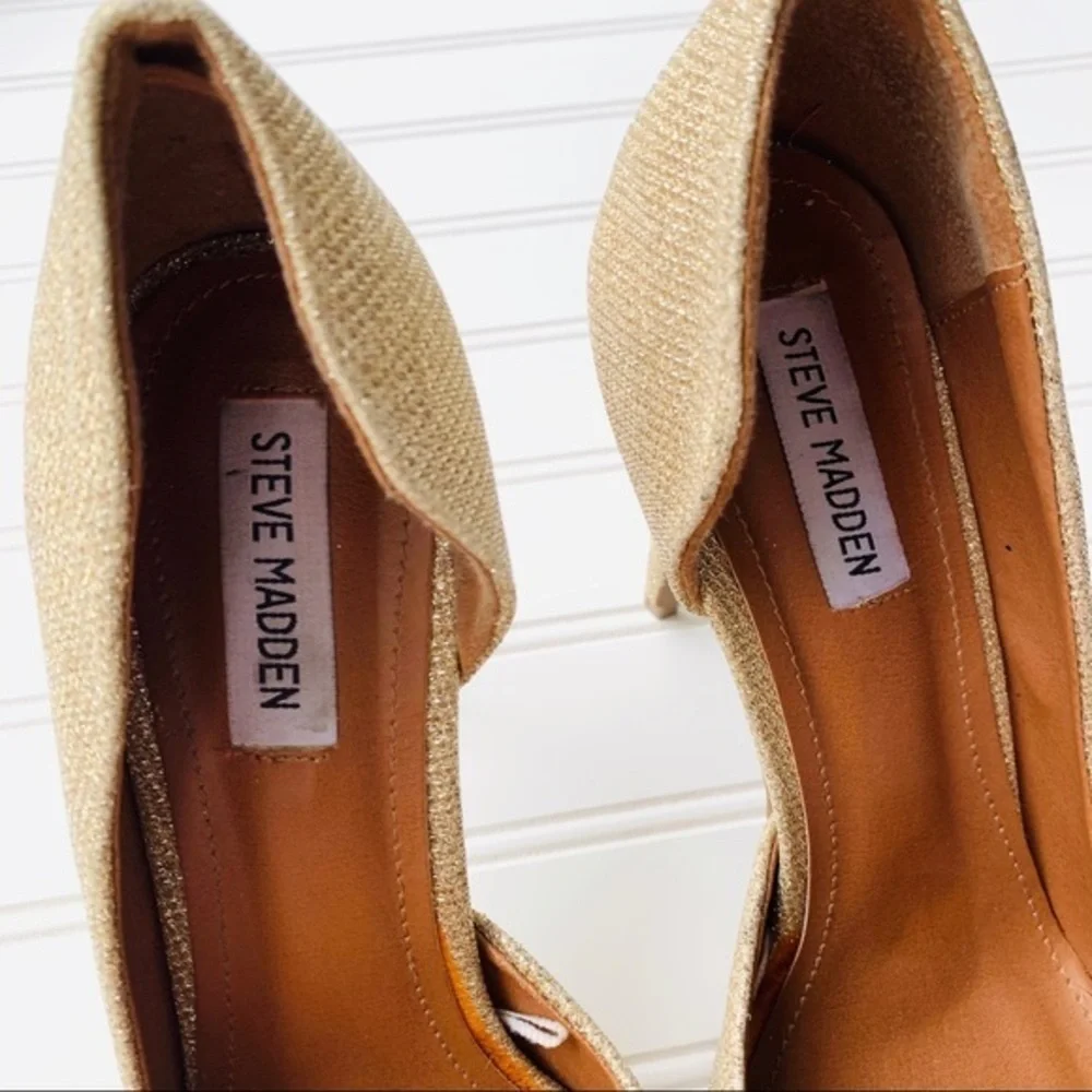 Steve Madden Preme Gold Glitter Dorsay Heels